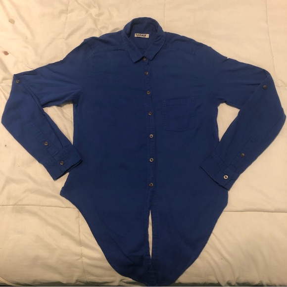 3/20$ Garage - Navy Blue Button Down Twist tie Bottom - Picture 1 of 6